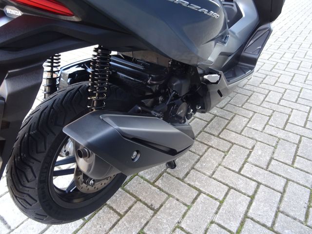 honda - nss-350-forza