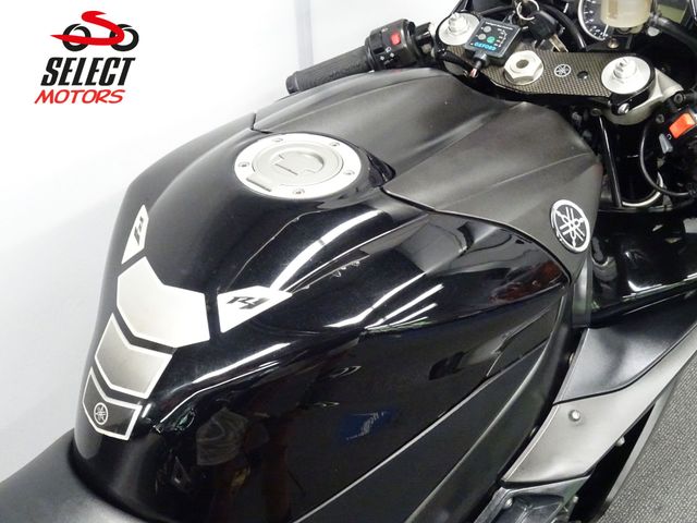 yamaha - yzf-r1