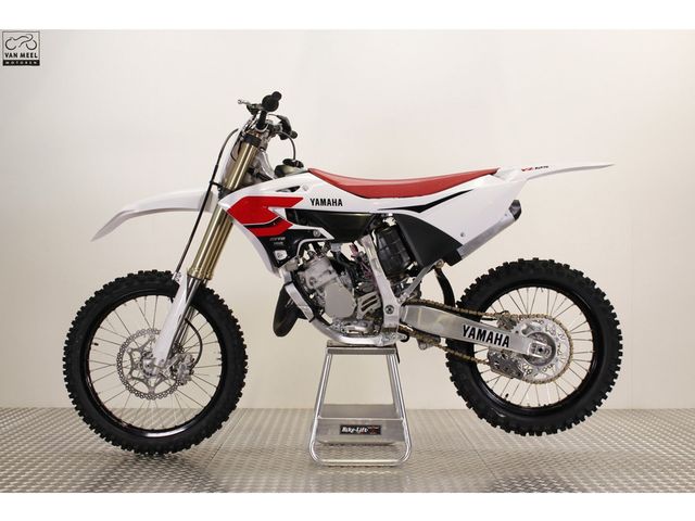 yamaha - yz-125-70th-anniversary-edition