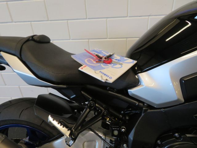 yamaha - mt-10-sp-abs