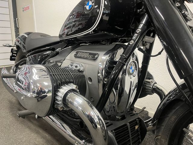 bmw - r-18