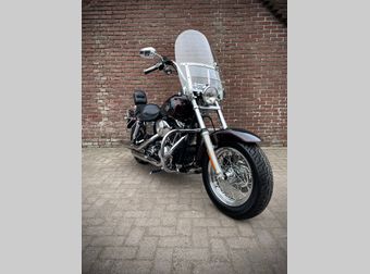 Harley-Davidson Wide Glide Fxdwg Dyna 2005 occasion