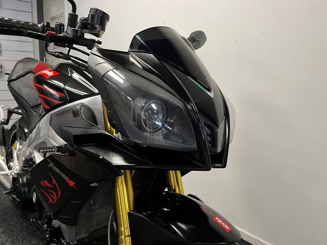 aprilia - tuono-v4-r-aprc