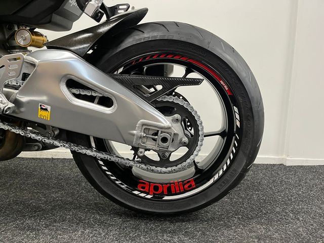 aprilia - tuono-v4-r-aprc