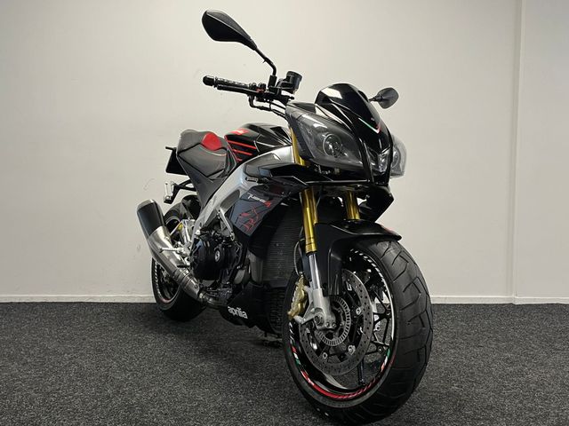 aprilia - tuono-v4-r-aprc