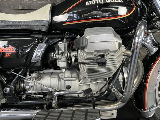 moto-guzzi - california-2