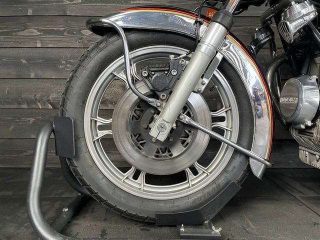 moto-guzzi - california-2