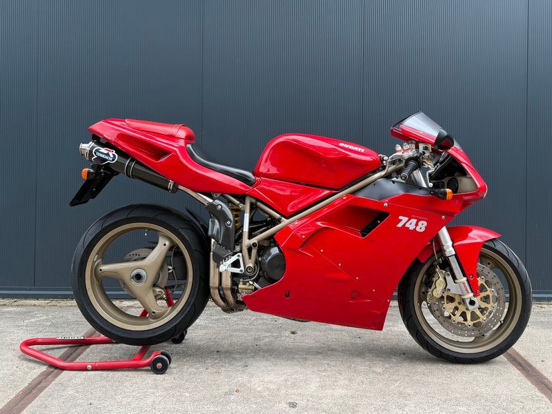 Ducati 748 Biposto 2000 occasion
