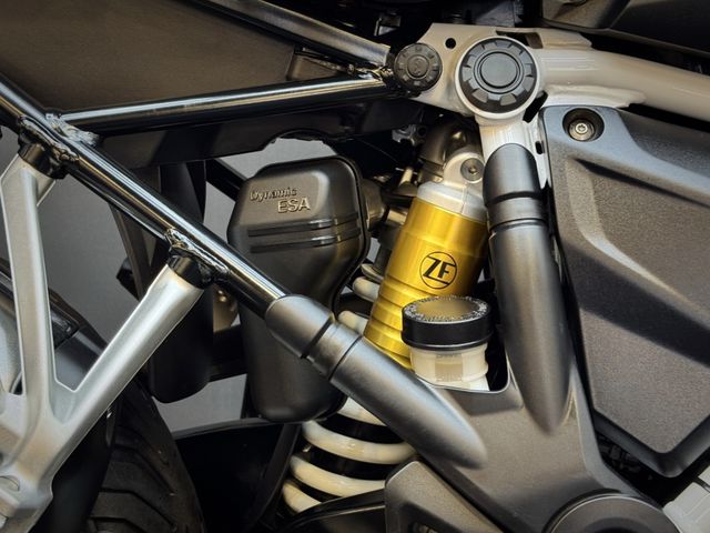 bmw - r-1250-gs-hp