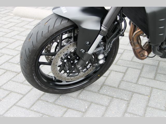 yamaha - mt-09