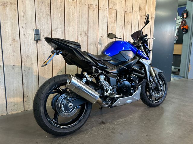 suzuki - gsr-750-a