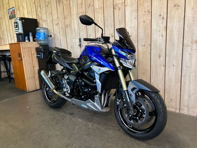 suzuki - gsr-750-a