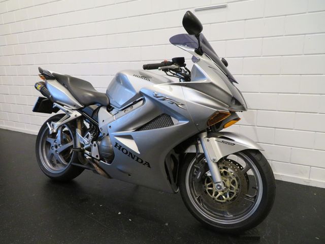 honda - vfr-800