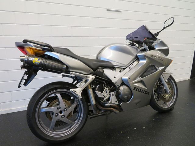 honda - vfr-800