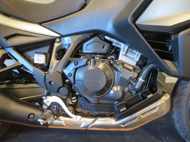 honda - nt-1100