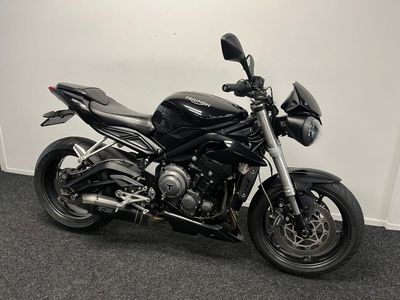 TRIUMPH STREET TRIPLE S – foto 3