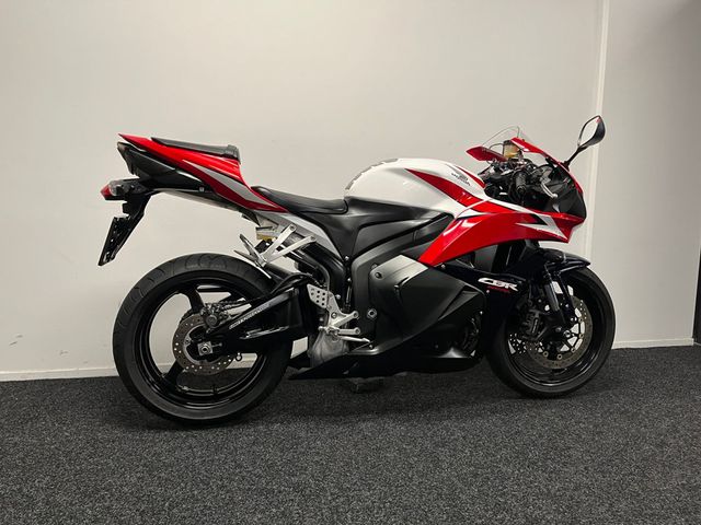 honda - cbr-600-rr