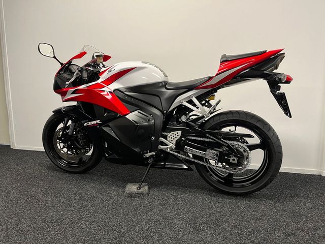 honda - cbr-600-rr