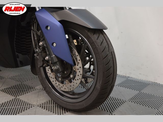 yamaha - x-max-400-tech-max