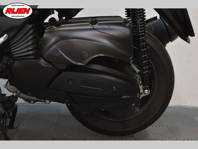 yamaha - x-max-400-tech-max