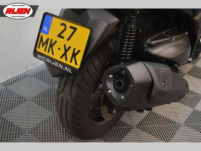 yamaha - x-max-400-tech-max