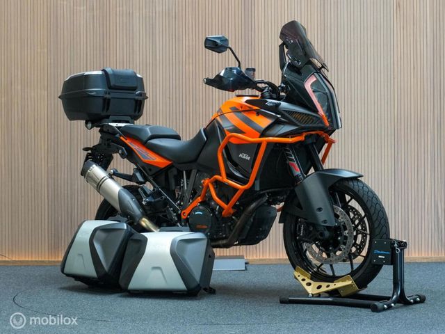 ktm - 1290-super-adventure-s