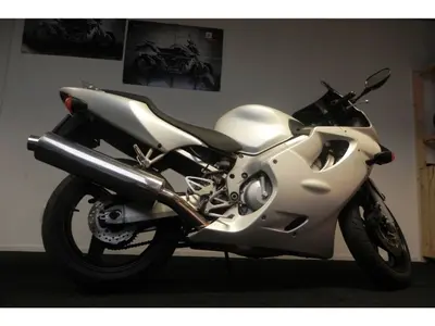 HONDA CBR 600 F – foto 3