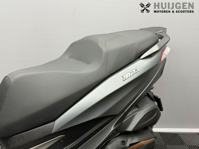 piaggio - mp3-530-hpe-advance-exlusive