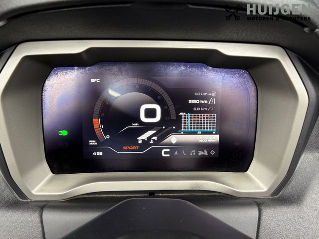 piaggio - mp3-530-hpe-advance-exlusive