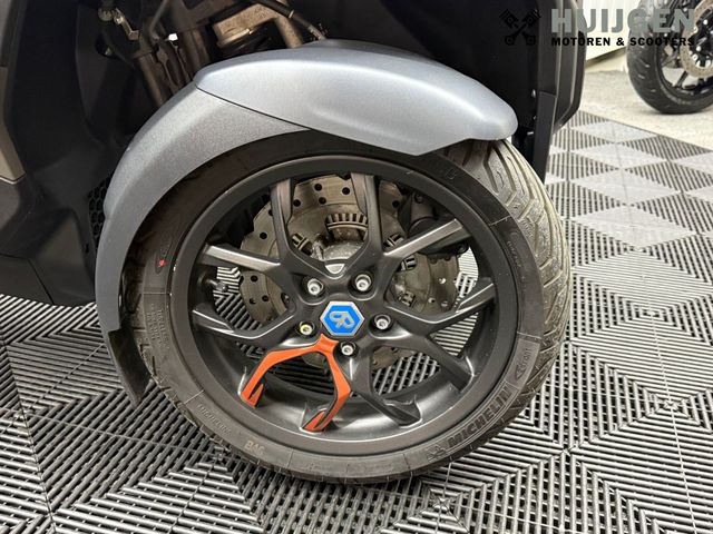 piaggio - mp3-530-hpe-advance-exlusive