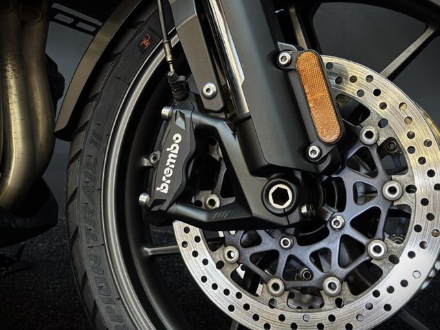 triumph - tiger-explorer-xrx
