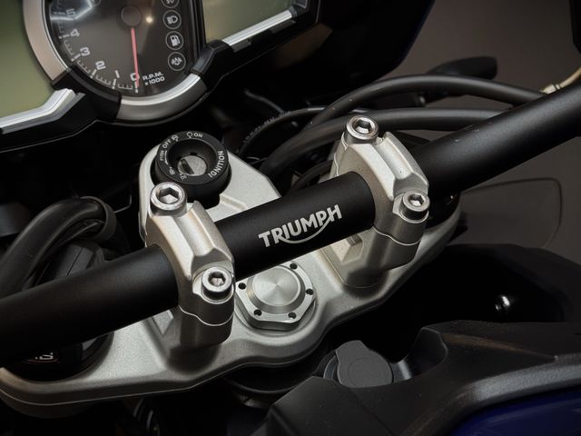 triumph - tiger-explorer-xrx