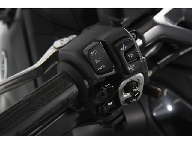 yamaha - tmax-tech-max