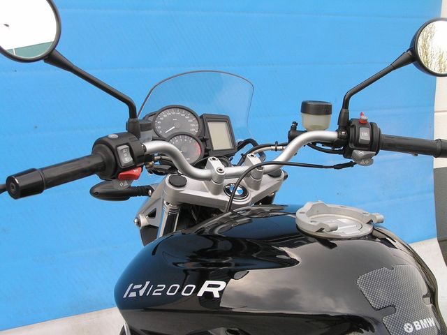 bmw - r-1200-r