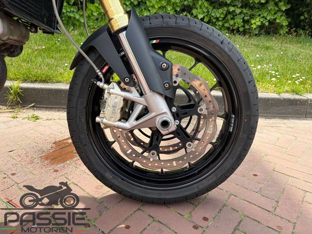 aprilia - dorsoduro-750