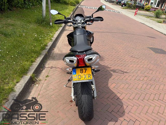 aprilia - dorsoduro-750