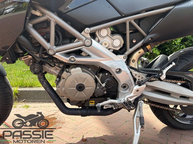 aprilia - dorsoduro-750