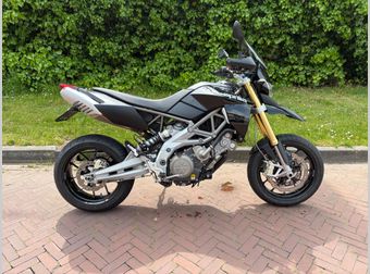 Aprilia Dorsoduro 750 2008 occasion