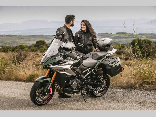 suzuki - gsx-s-1000-gx