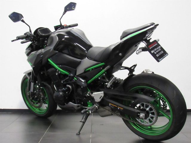 kawasaki - z900