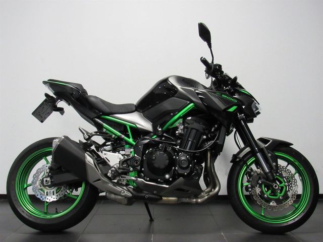 kawasaki - z900
