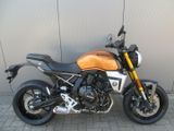 SUZUKI GSX-8T