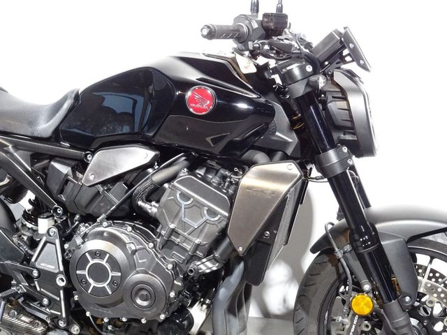 honda - cb-1000-r-black-edition