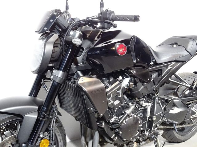 honda - cb-1000-r-black-edition