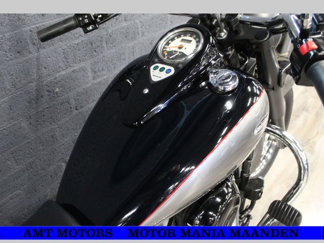 kawasaki - vn-900-classic