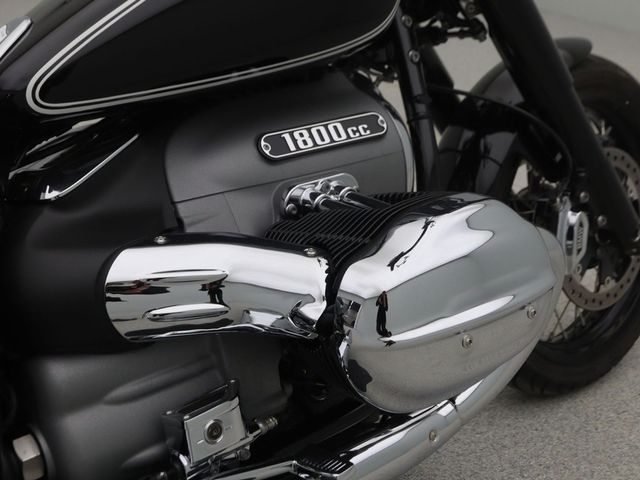 bmw - r-18
