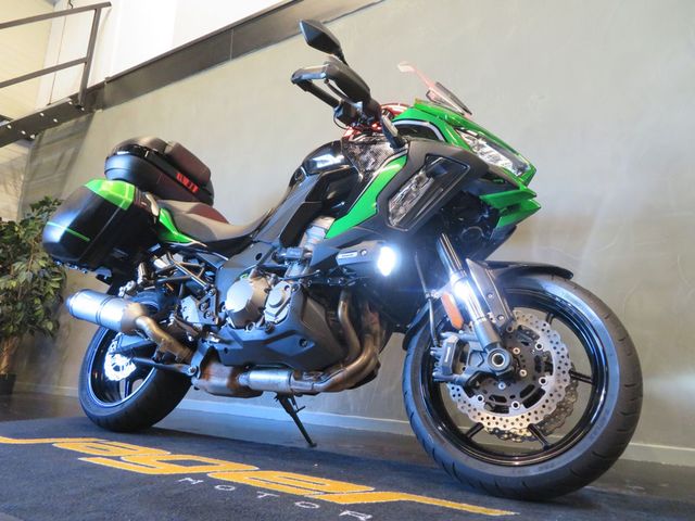 kawasaki - versys-1000-se-tourer