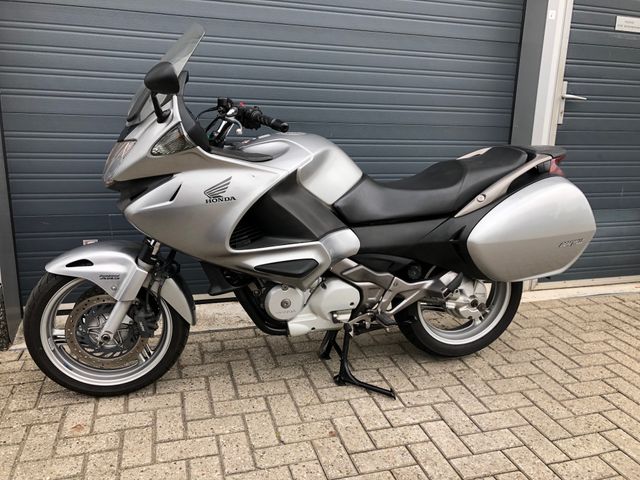 honda - nt-700-v-deauville-c-abs