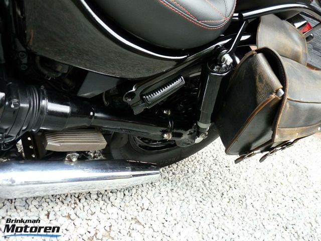 suzuki - vs-800-intruder