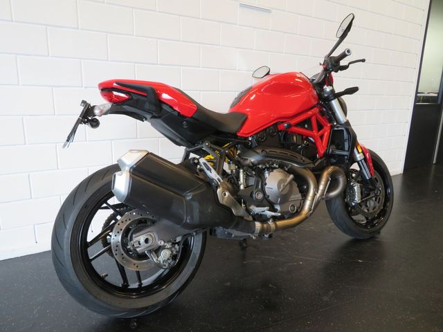 ducati - monster-821